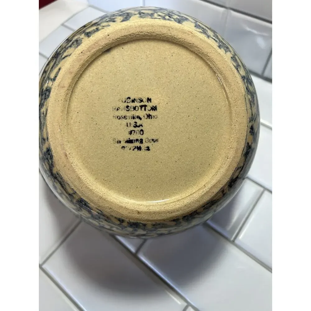 Robinson Ransbottom Roseville, OH Blue Sponge Ware Mixing Bowl 700 9”x 5”